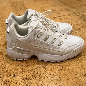 Fila Women's Classic White Sneakers Size 8 1/2